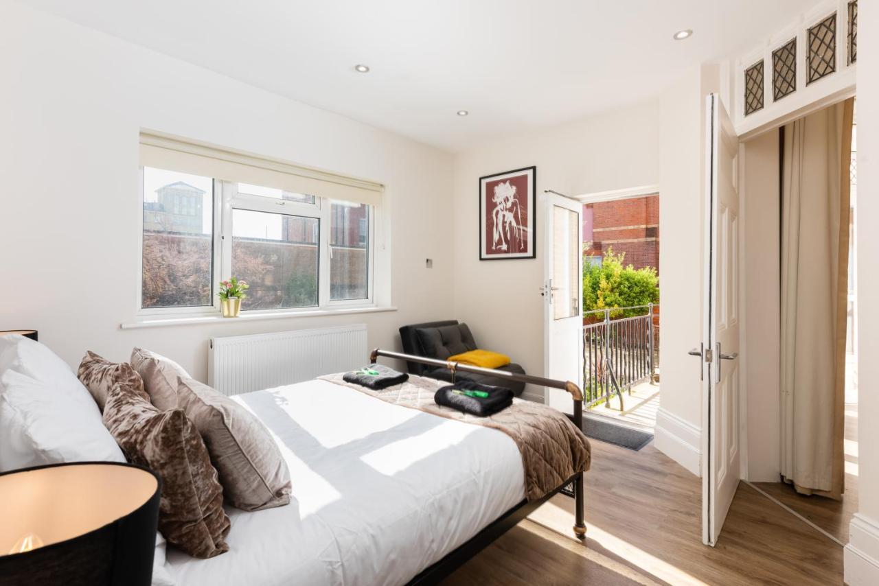3 Bedroom Garden Apartment Opposite The Beach Brighton Exterior photo